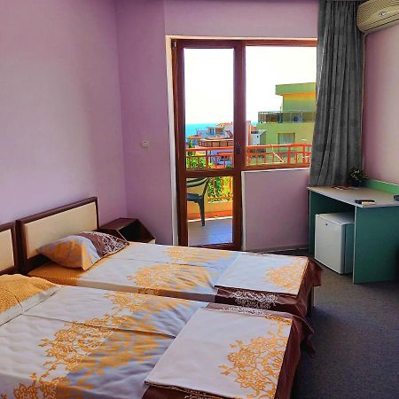 Family Hotel Amore Byala  Exterior photo