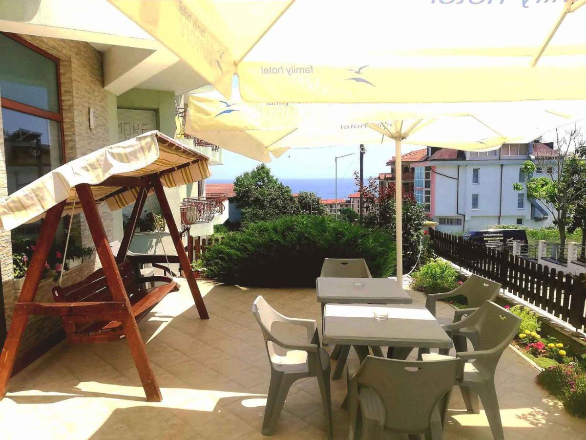 Family Hotel Amore Byala  Exterior photo