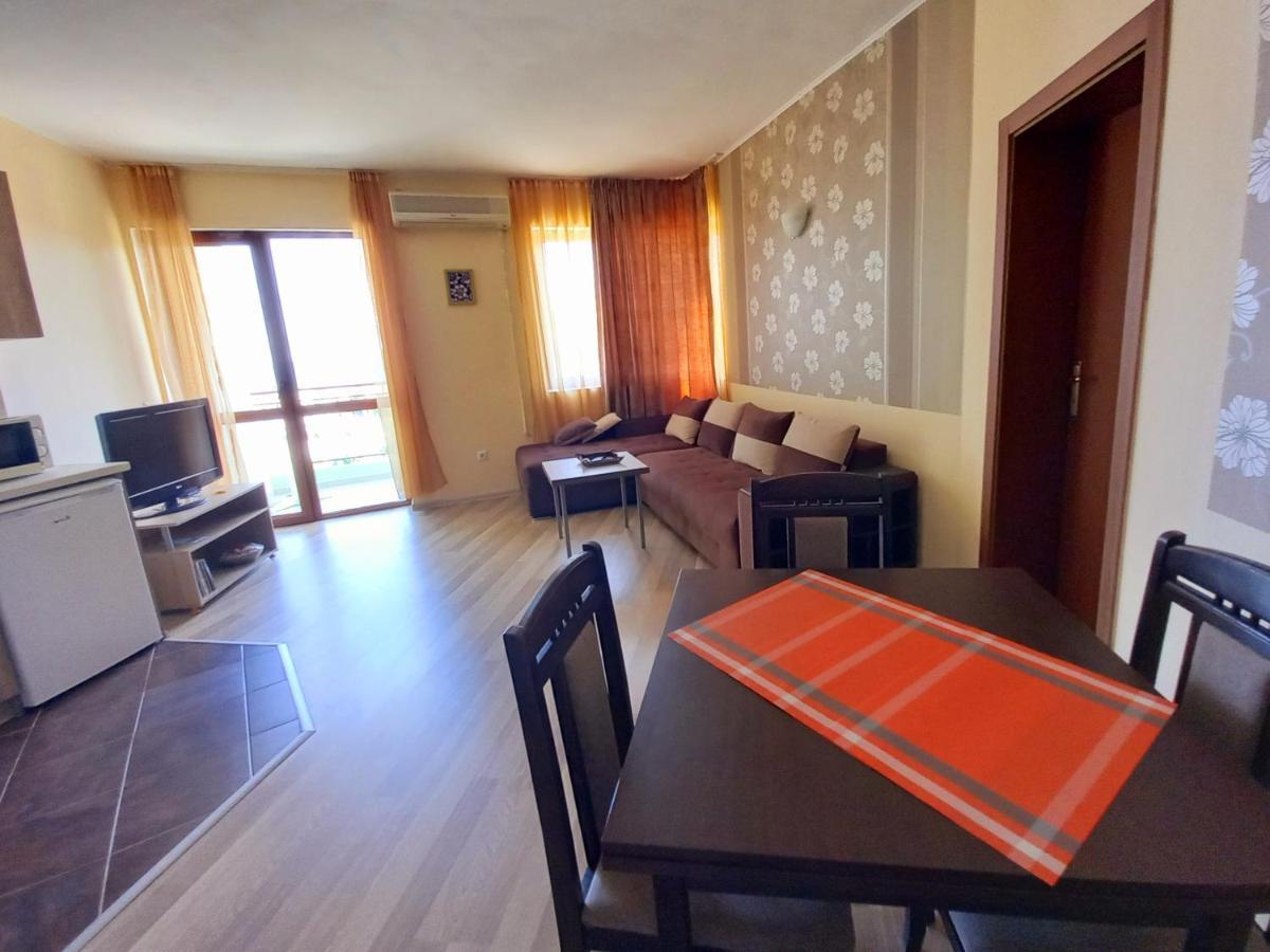 Family Hotel Amore Byala  Exterior photo