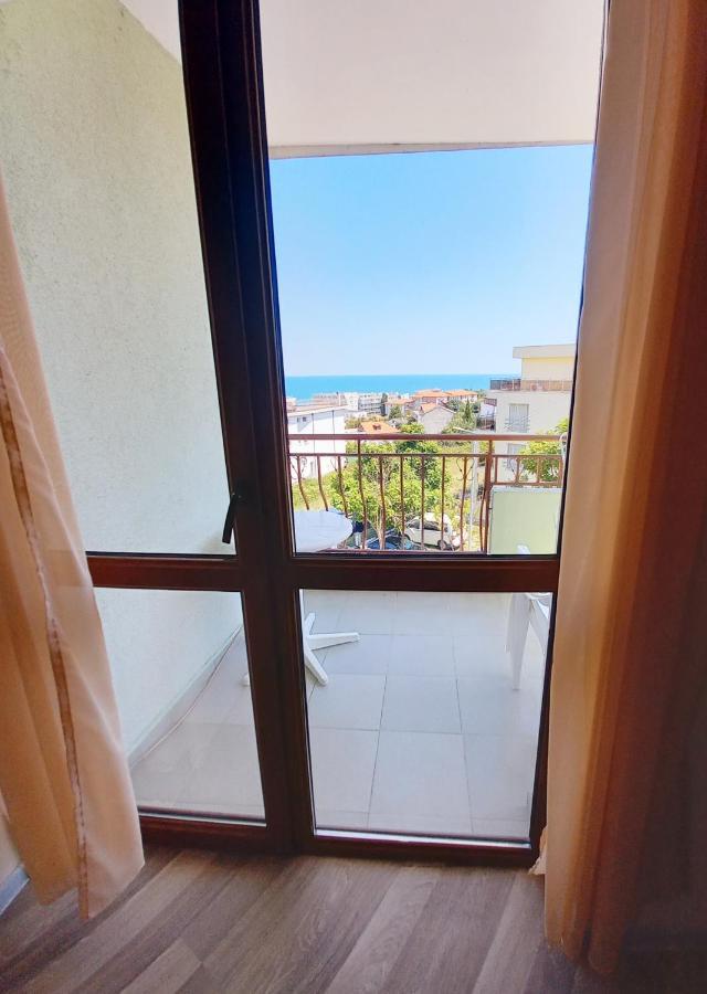 Family Hotel Amore Byala  Exterior photo