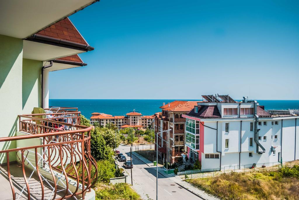 Family Hotel Amore Byala  Exterior photo