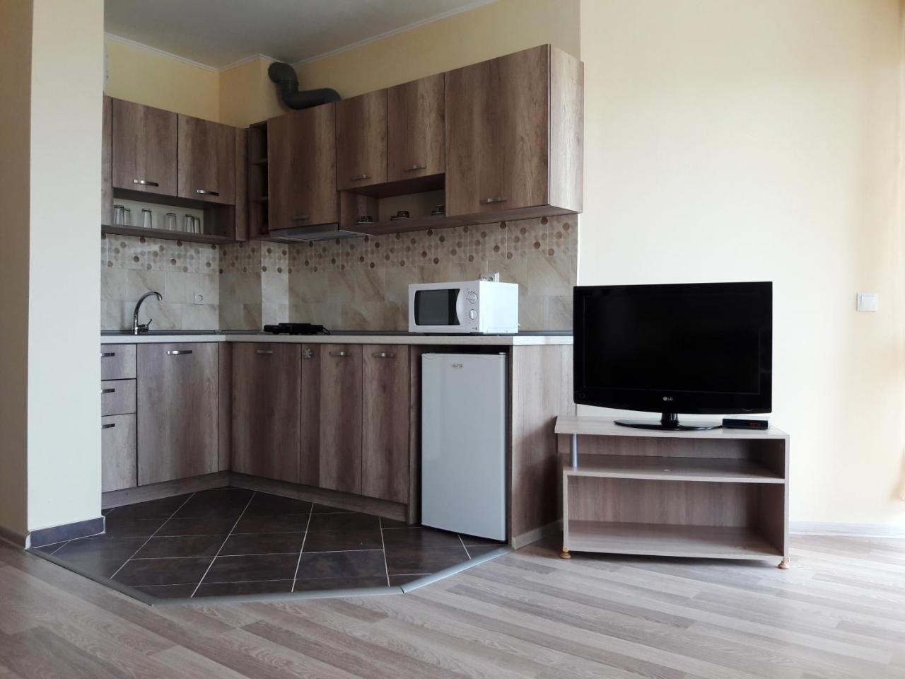 Family Hotel Amore Byala  Exterior photo
