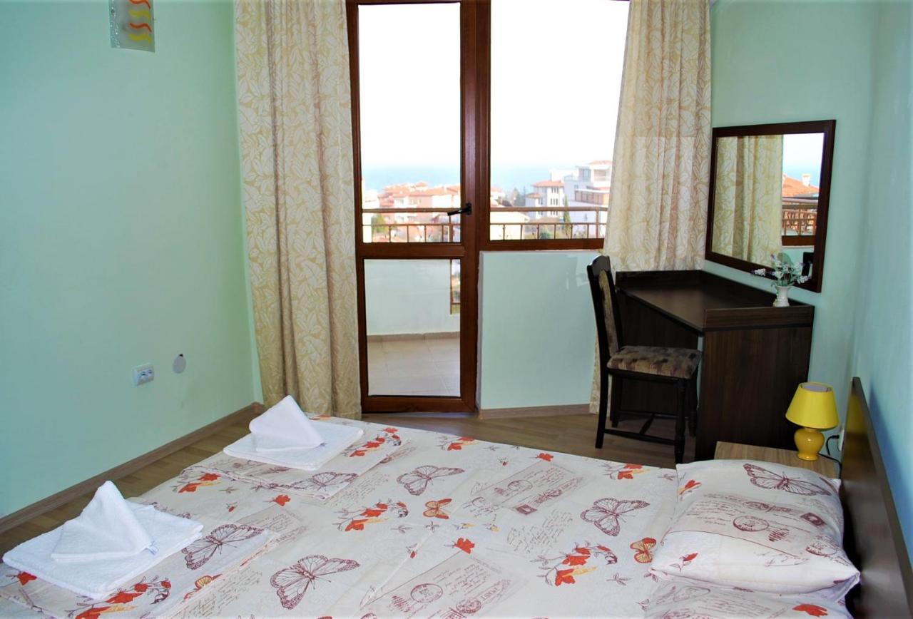 Family Hotel Amore Byala  Exterior photo